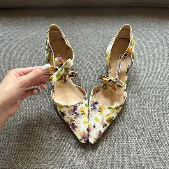 Manolo Blahnik floral print heels